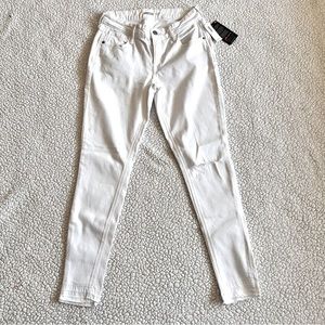 Mid ride white destructed denim pants size 4 NWT